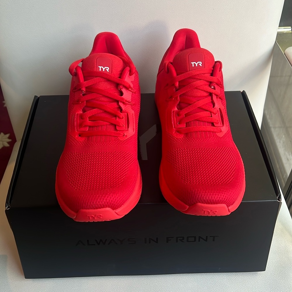 TYR Men's Techknit RNR-1 Red Runner 11.5